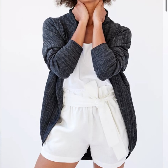 Aritzia Wilfred Diderot sweater cardigan S Black - Picture 3 of 8